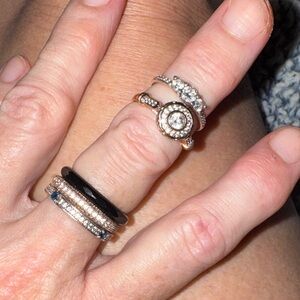 Stackable stacking ring bundle